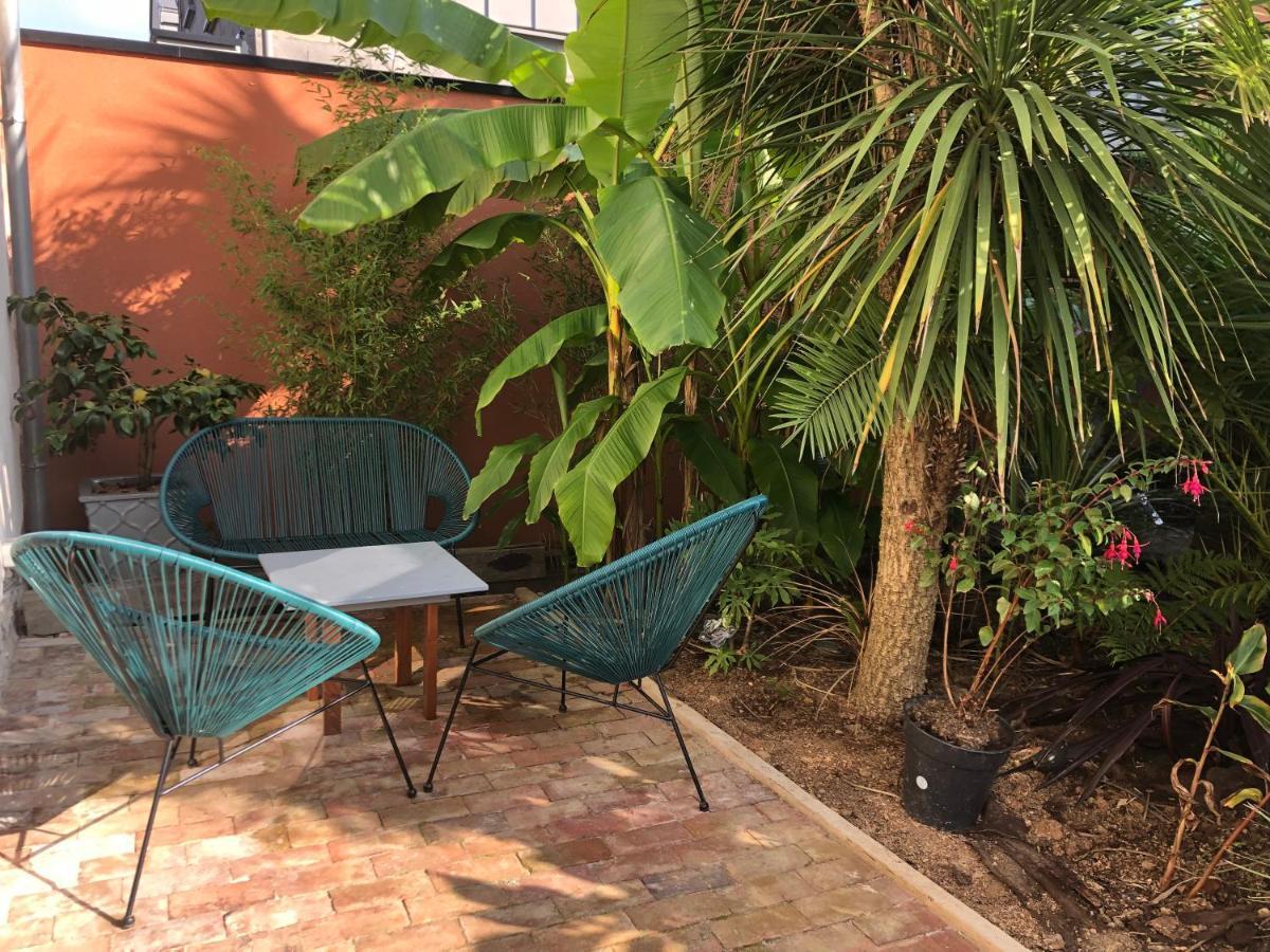 La Petite Maison Dans La Jungle